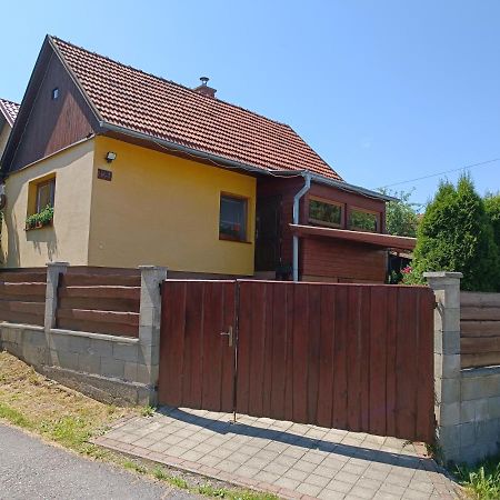 Utulny Dovolenkovy Dom Villa Liptovský Hrádok Екстериор снимка